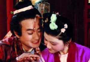 红楼梦中史湘云与云儿都是什么人？她们之间是何关系