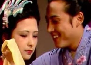 红楼梦中与贾琏成婚后的尤二姐有何变化？为何会这样？