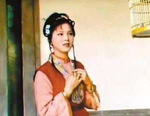 红楼梦中王夫人为何会赐菜给袭人？原因是什么？