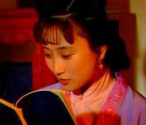 红楼梦香菱能识文断字的本事是怎么来的？谁教她的
