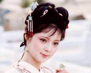 红楼梦薛宝钗到底是什么样的人？有多复杂