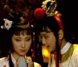妙玉身处佛门却心处尘世，为何这么说？