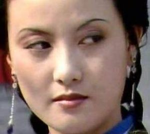 红楼梦王熙凤每个月的薪资如何？为何比李纨还少