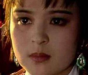 红楼梦中平儿与探春有何交集？她们之间的关系如何？