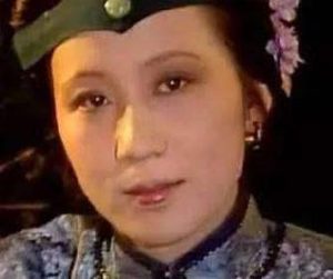 红楼梦李婶娘是什么人?她的礼仪做派如何