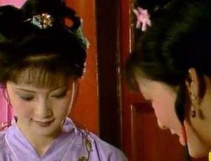 红楼梦宝玉挨打的真相是什么？袭人为何不告诉王夫人