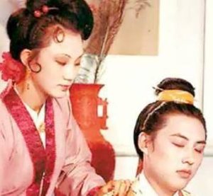 红楼梦贾琏为什么不痴迷于钱财？原因是什么