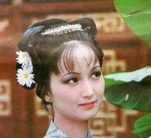 红楼梦平儿为何不将贾琏与多姑娘私混的事情告诉王熙凤?