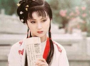 红楼梦中林黛玉的气质有多高贵？贾宝玉是如何评价她的？