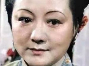 红楼梦中刘姥姥为何要带着板儿去荣国府？