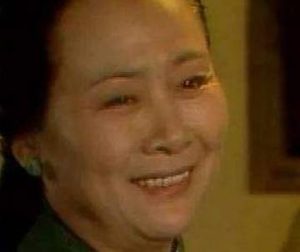 红楼梦中李嬷嬷骂袭人是因为什么？为何跟她过不去