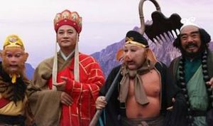 《西游记》孙悟空要是和观音对打，谁会赢？
