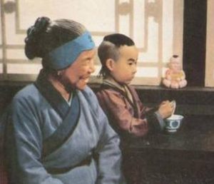红楼梦中刘姥姥二进荣国府时，贾母都送了哪些礼物