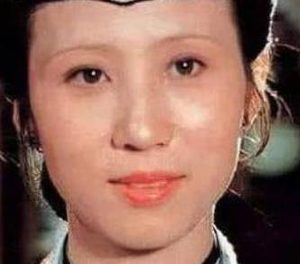 红楼梦中薛姨妈有多溺爱薛蟠？