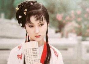 红楼梦中贾母为什么把藕官给了林黛玉？有何深意？