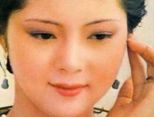 红楼梦中宝钗与史湘云这对姐妹的感情经过了什么样的变化？