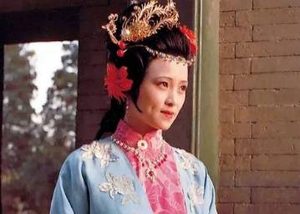红楼梦中有一位比香菱更悲惨的女子，她就是秦可卿