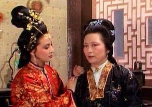 红楼梦中，王夫人为什么和王熙凤逐渐疏远？