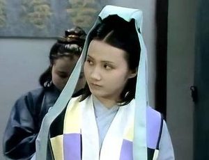 红楼梦中妙玉和邢岫烟的关系，分为哪两个阶段？
