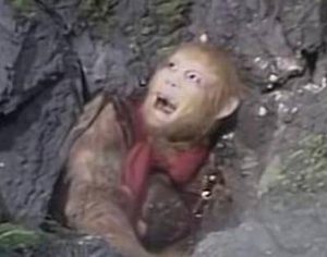 西游记中红孩儿与孙悟空之间的关系如何？