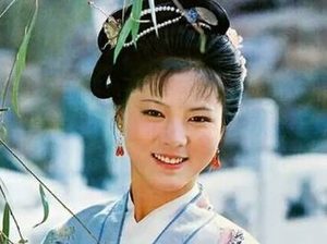 红楼梦中贾母向来宽容，为什么在元宵节对袭人不留情面？