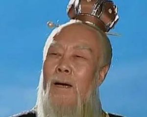 红楼梦中青牛精是什么来历？最后是如何降伏他的？