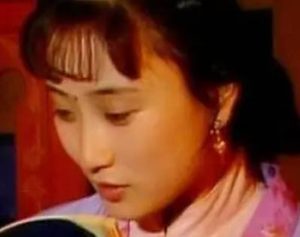 红楼梦中香菱与宝玉是什么关系？