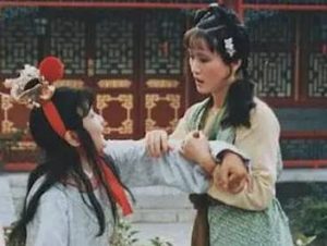红楼梦中碧痕伺候宝玉洗澡为何会花费三个小时？