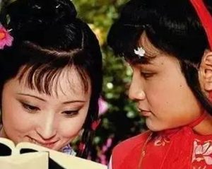 红楼梦中黛玉和宝钗的判词中都有什么秘密？