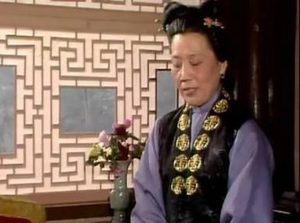 红楼梦中王善保家献计抄检大观园，为何不提前通知司棋？