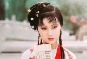 红楼梦中荣国府的小姐月钱都用在哪了？为何林黛玉出手那么阔绰？