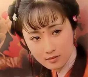 在小说红楼梦中，黛玉与宝钗二人谁才是金陵十二钗第一人？