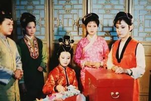 红楼梦中大观园被抄检后，为何史湘云不搬走?