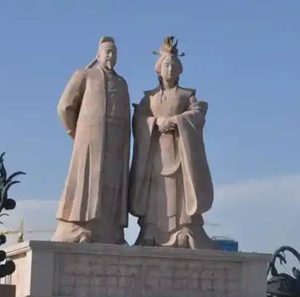 乾陵合葬之谜：武则天与李治的情感密码与权力博弈