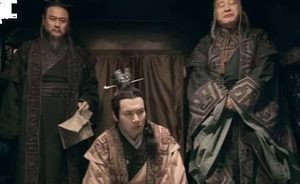 鹿马之辨：赵高权谋与秦朝末路的疯狂序章