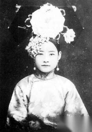 珍妃为何常常男装打扮 光绪过分宠爱招来横祸
