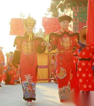 揭秘溥仪与新婚妻子洞房花烛夜的诡异一幕