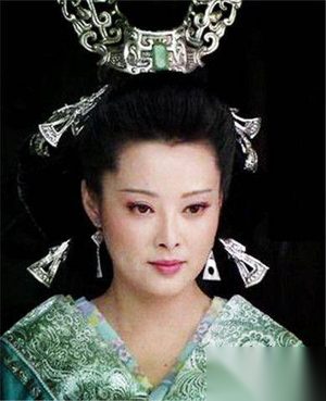 王政君和赵飞燕傅瑶的关系分别是什么?