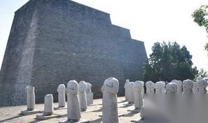 武则天无字碑之谜 武则天陵墓隐藏什么样的秘密？