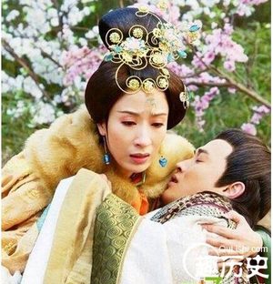 明朝天启皇帝为何会爱上乳母客氏？古代宫闱隐秘