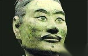秦兵马俑惊现绿脸人俑！引发考古学家疯狂猜想