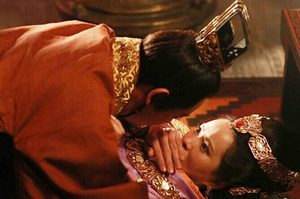 曹丕如何在曹操死后抢光他小妾？报复其与甄宓有染