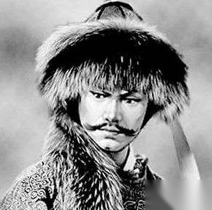 辽太祖耶律阿保机的妻子是谁？他为何不让长子继位？