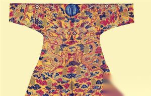 古代皇帝穿的是什么：龙袍到底有什么讲究