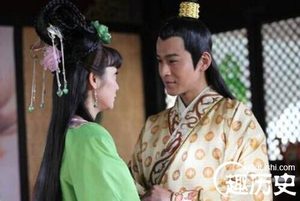 唐初太子李建成为保储位使奇招：与父皇妃子私通
