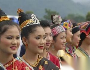 这个国家经常被越南欺负，曾想成为中国一个省