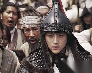 同样是“精忠报国”的纹身，到明朝就行不通了，果然还是被岳飞坑了。