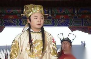 分封的藩王，明不许进，清不给出，哪个方法更好