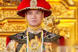 康熙传位于雍正 是否与他特别喜欢乾隆有关？