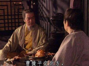 官渡之战时，曹操和袁绍打的正欢，刘表孙策为什么没有偷袭许昌
